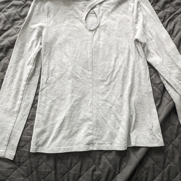 🟥 3/15$ long sleeves t-shirt 8Y - Picture 5 of 5